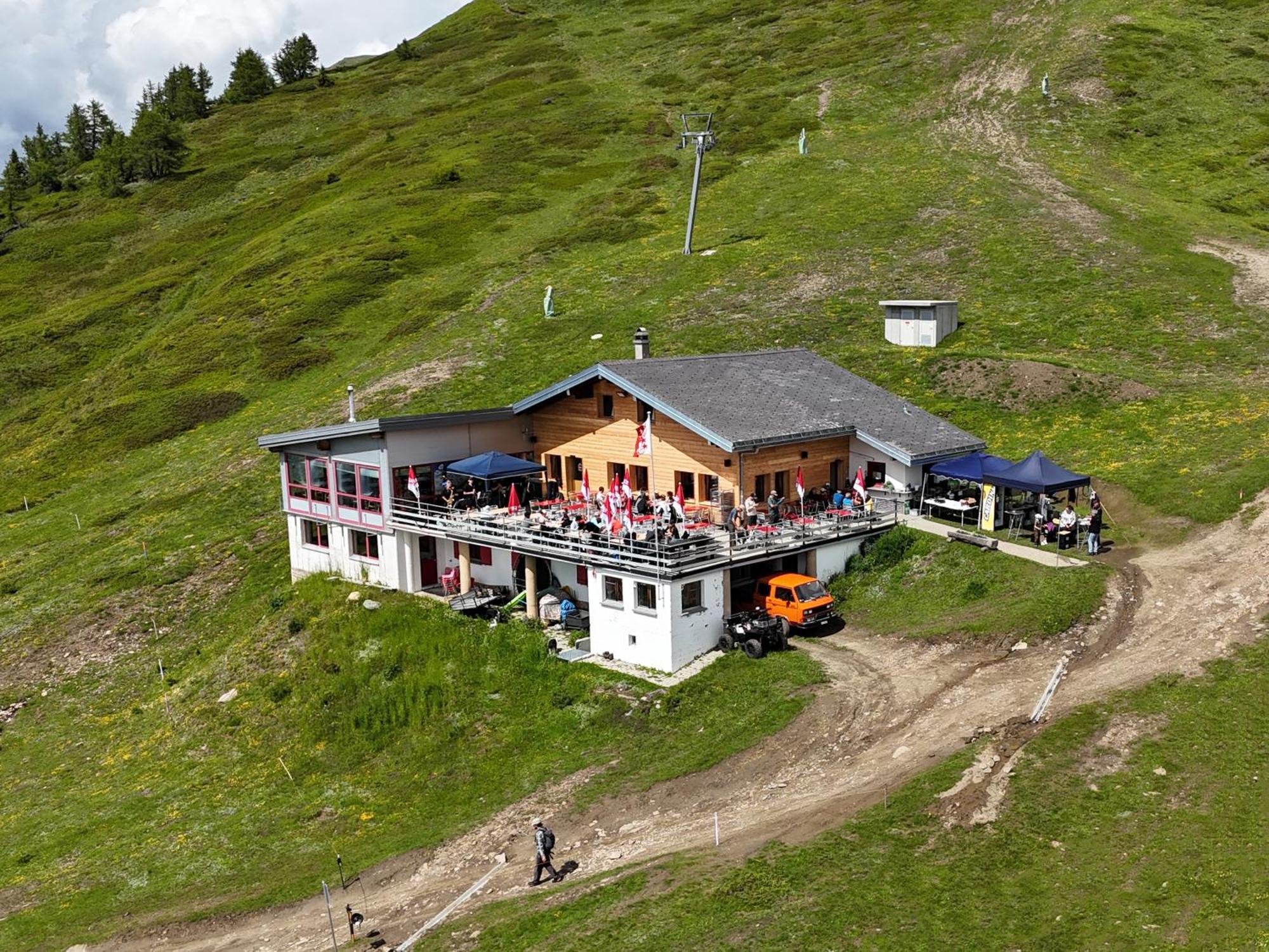 Albergue Restaurant Fleschboden Rosswald Exterior foto